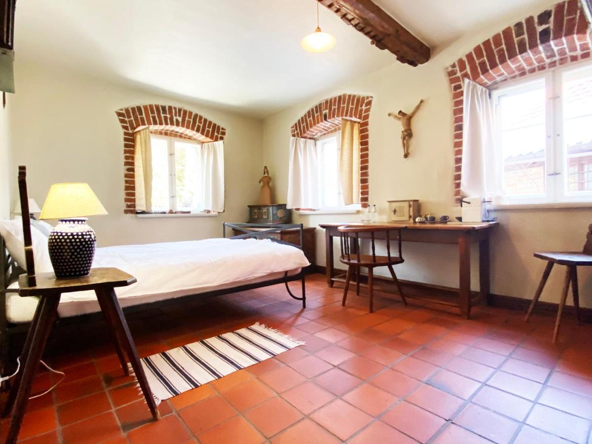 Dom Tkacza Apartment Pieszyce ภายนอก รูปภาพ