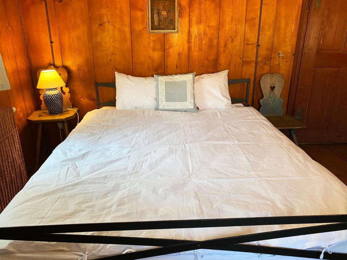 Dom Tkacza Apartment Pieszyce ภายนอก รูปภาพ