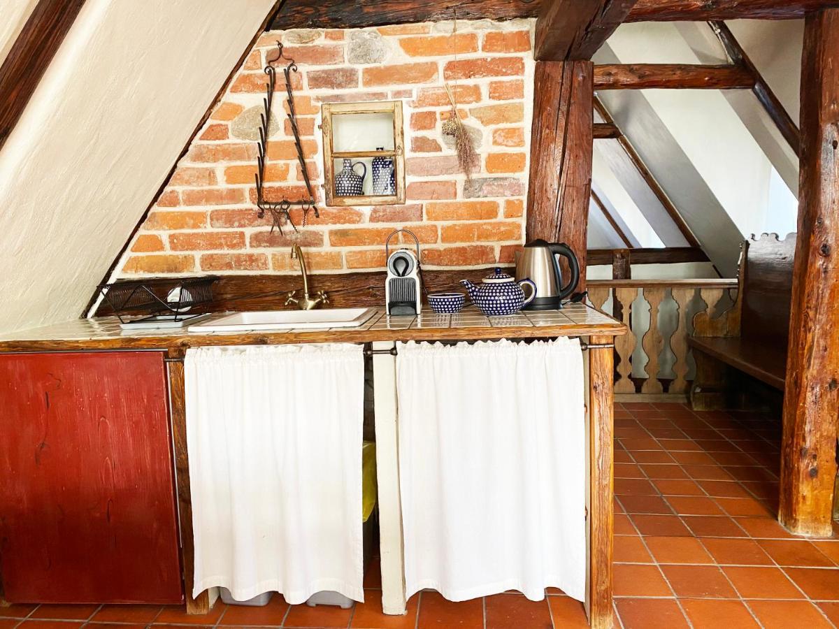 Dom Tkacza Apartment Pieszyce ภายนอก รูปภาพ