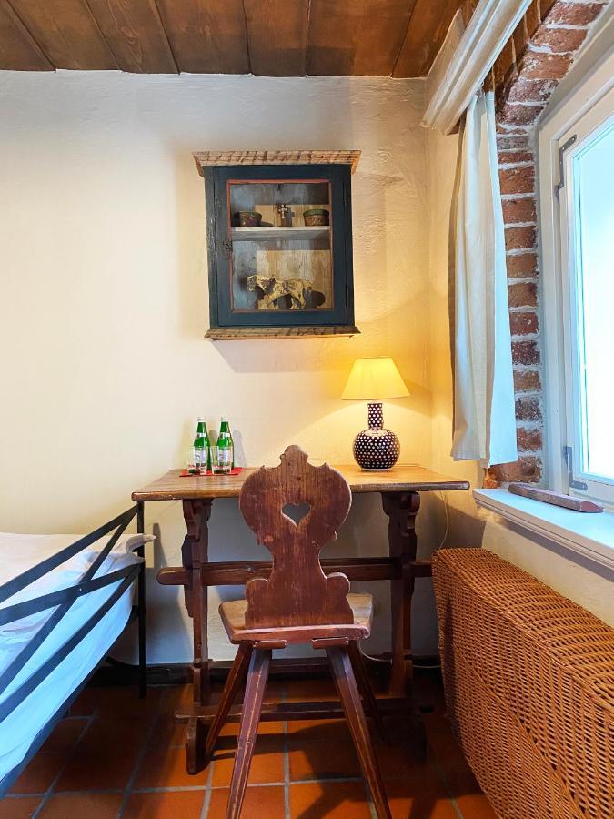 Dom Tkacza Apartment Pieszyce ภายนอก รูปภาพ