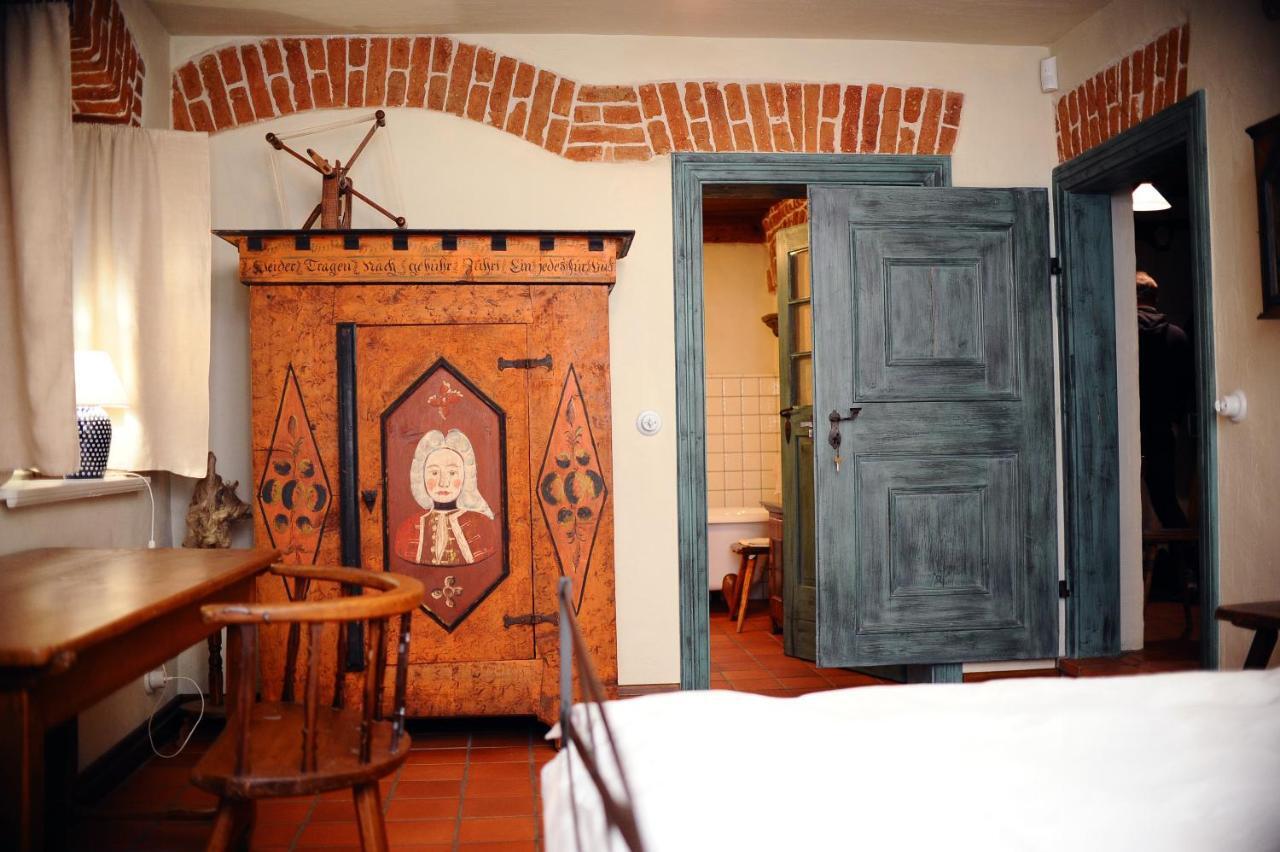 Dom Tkacza Apartment Pieszyce ภายนอก รูปภาพ